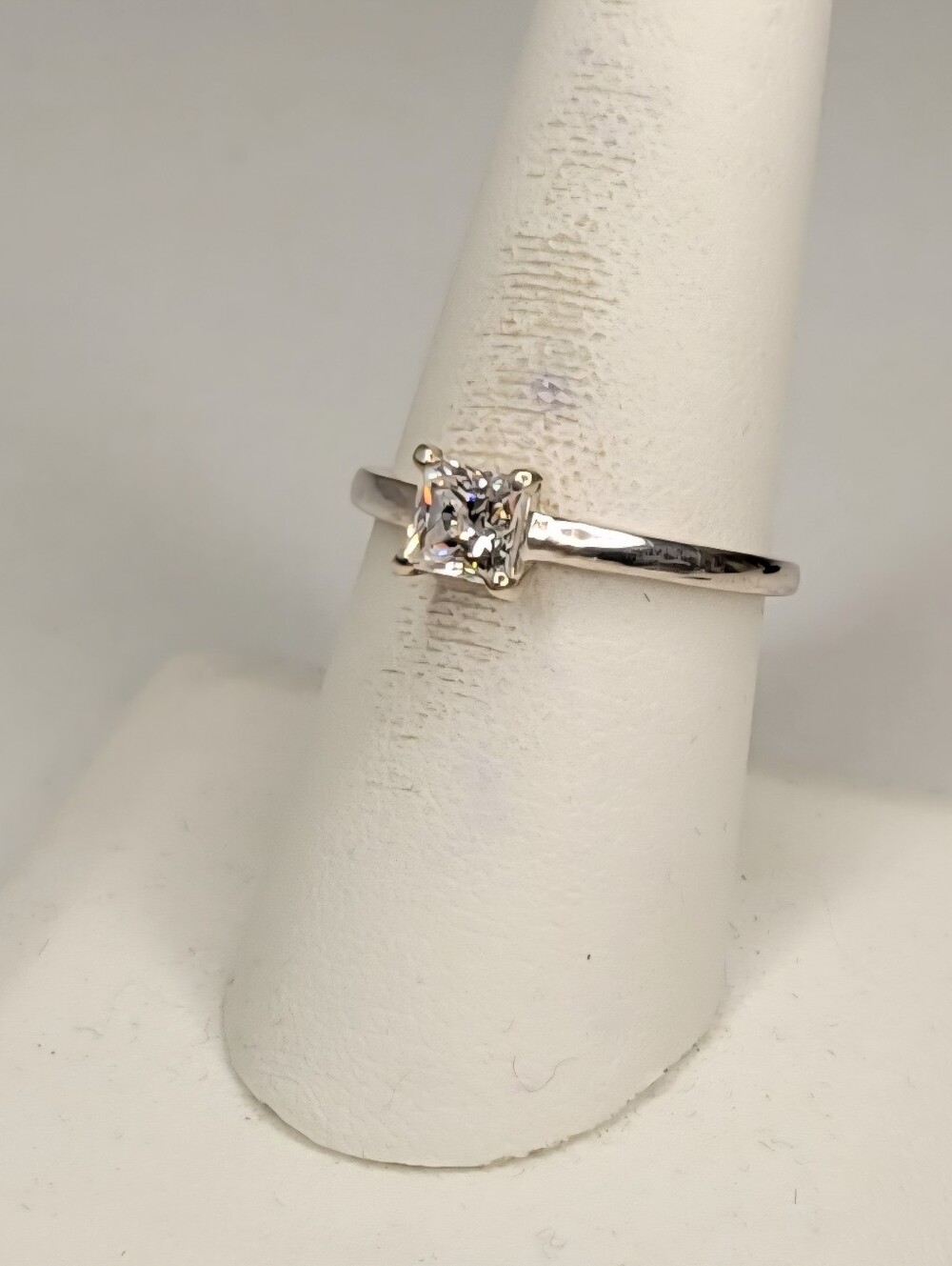 ▪︎Size 8 D'Joy Sterling Ring